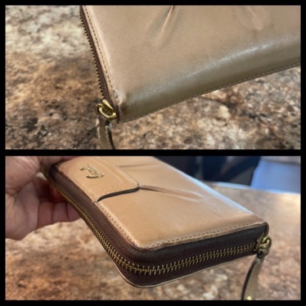 Coach Wallet - Picture 10 of 10